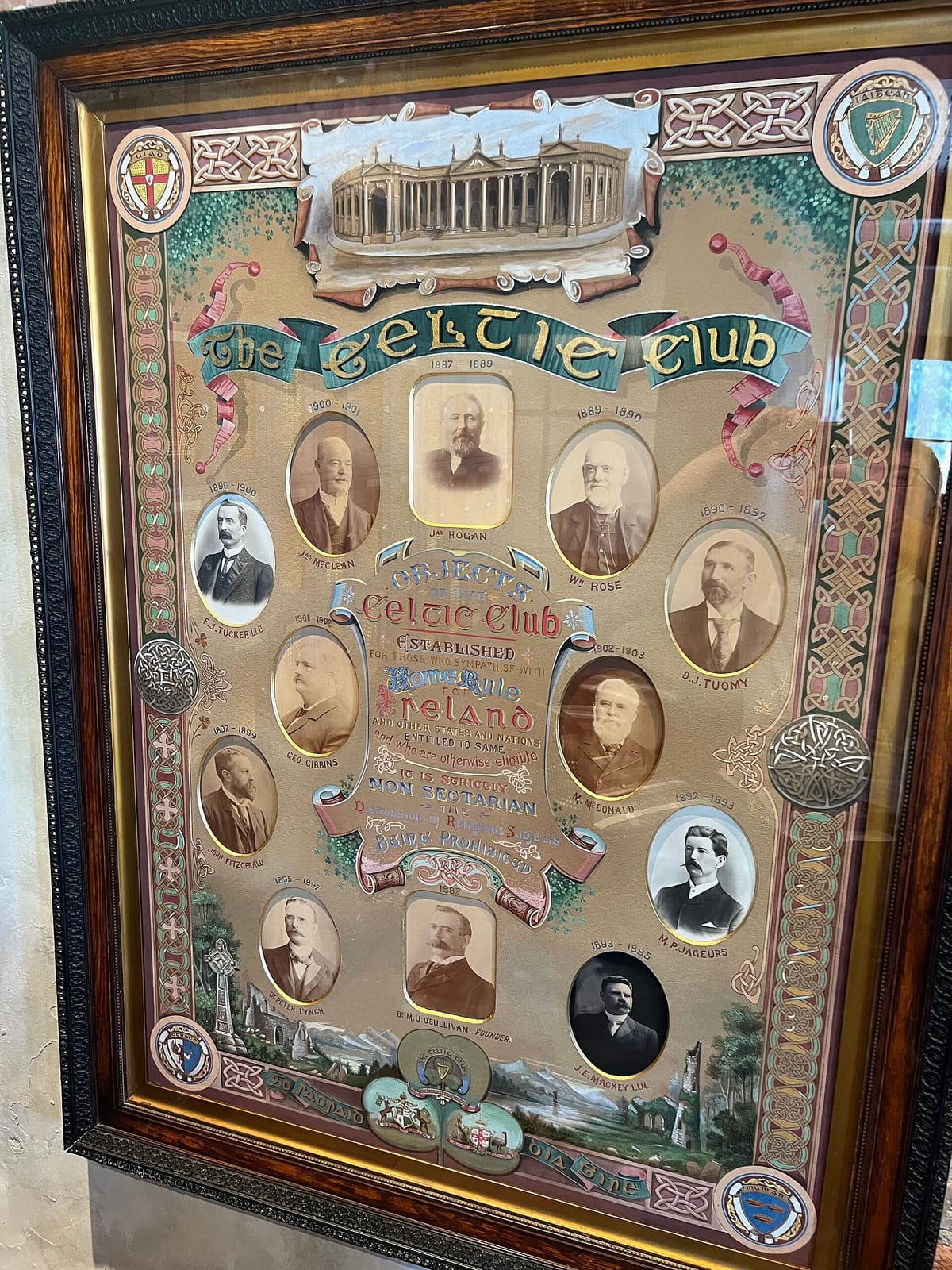 Capulus & Co