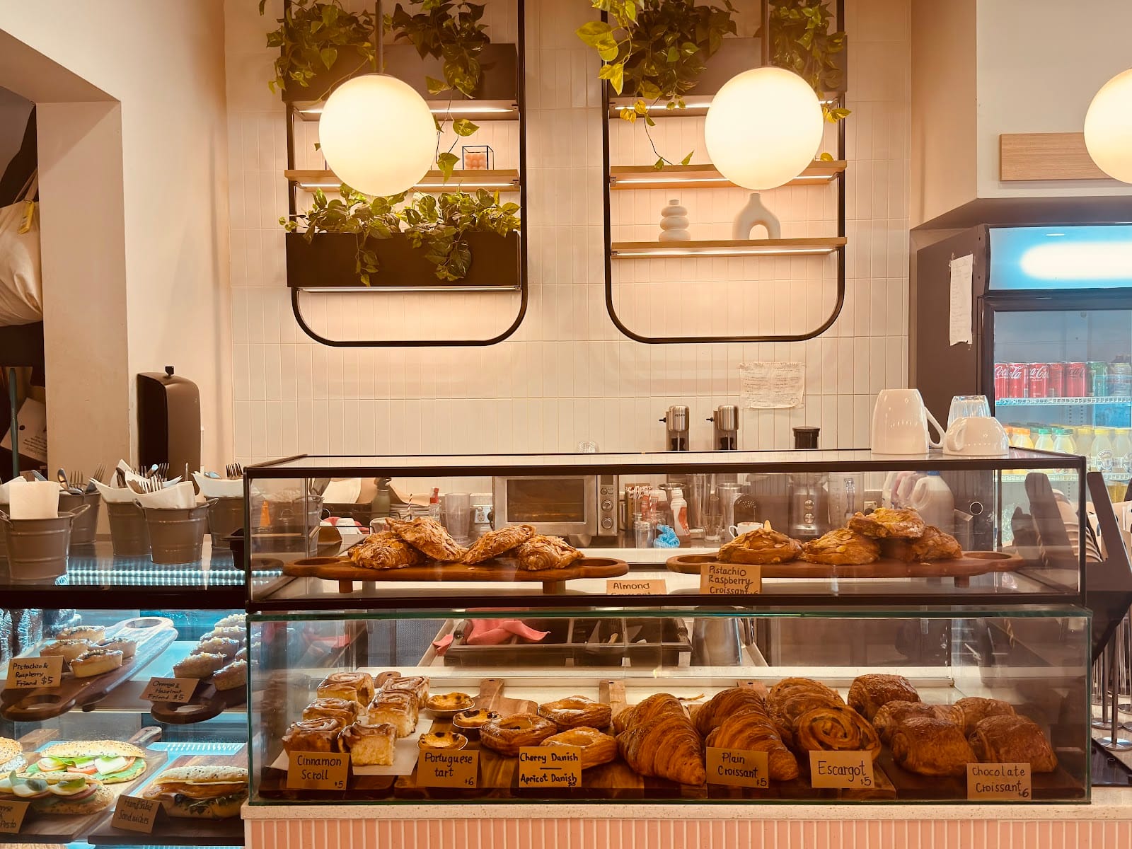 Cafe Victoria