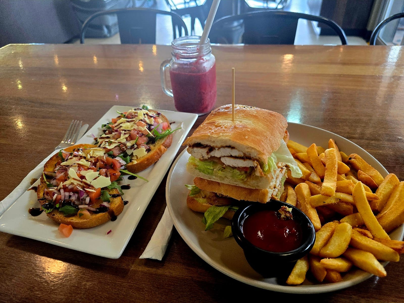 Grand Boulevard Cafe