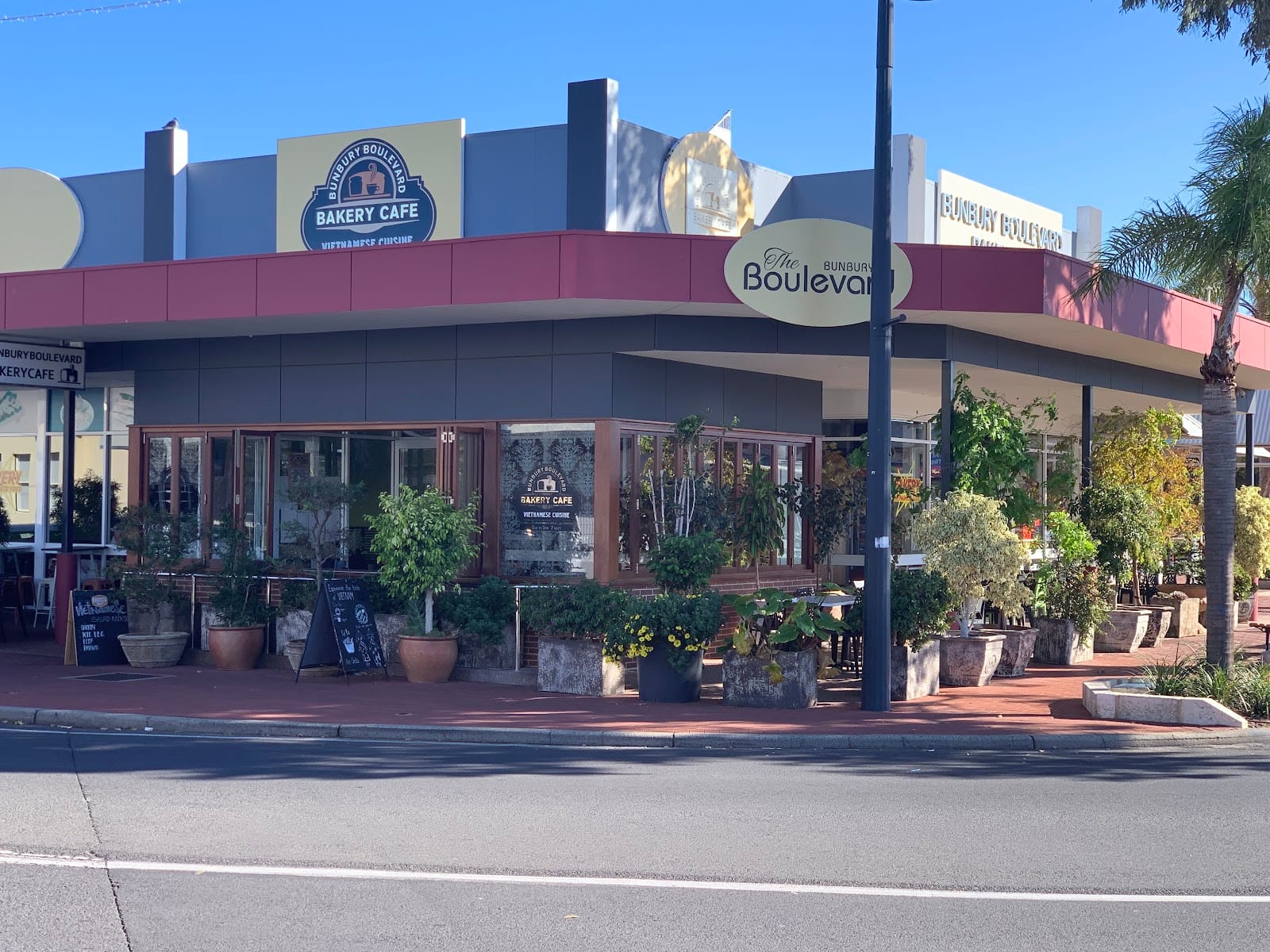 Bunbury Boulevard Bakery Cafe