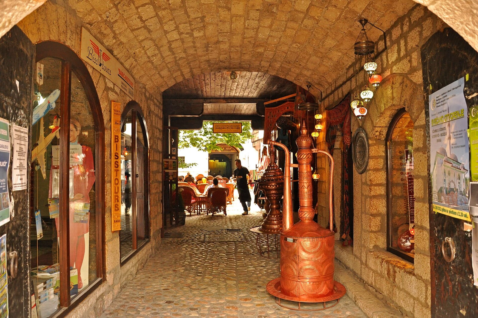 Ayna