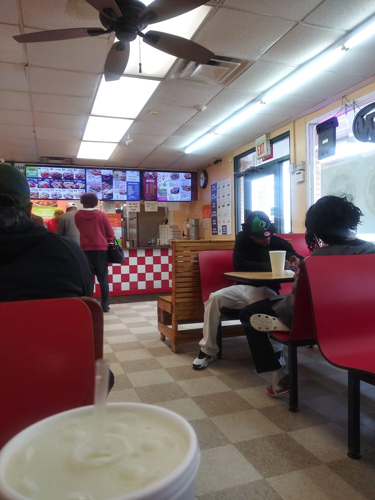 Papa's Wing & Seafood