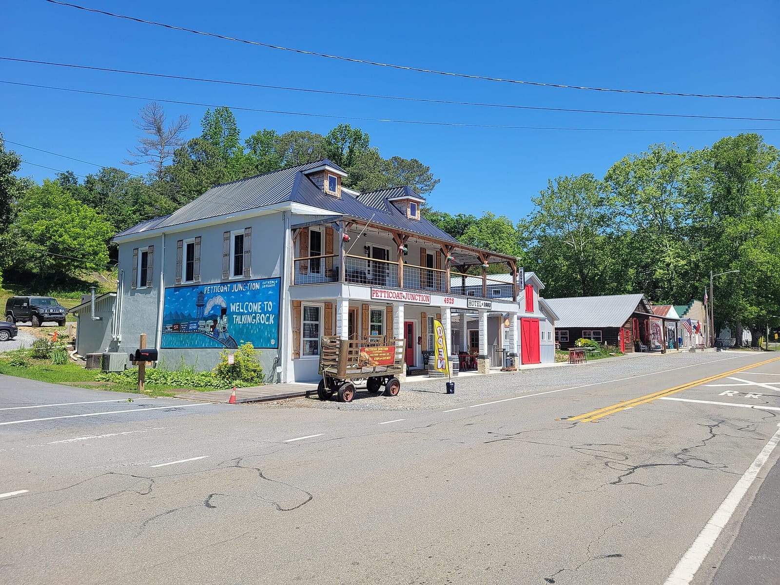 Latchstring Mercantile