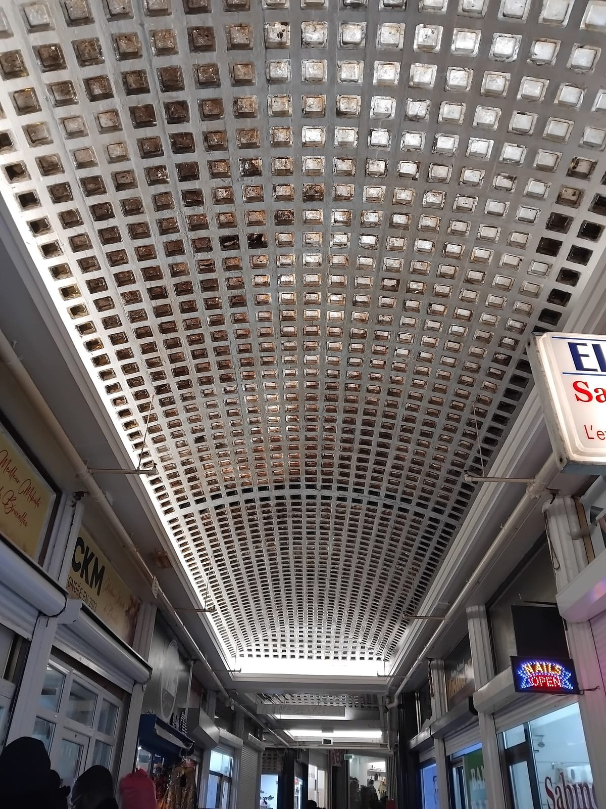Leopold Cafe Presse photo 3