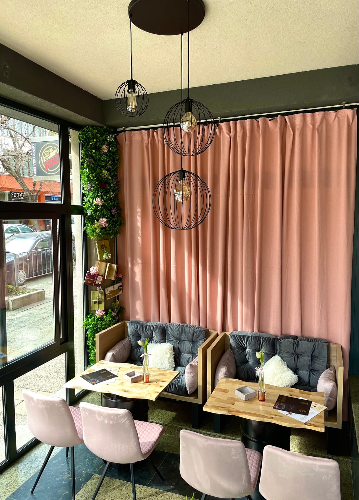 Mr. Chimney Bakery & Café