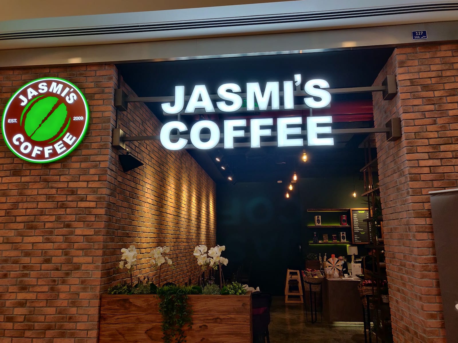 Jasmi's