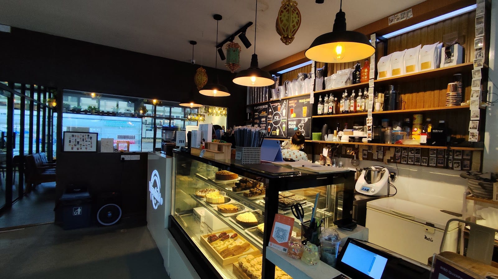 Macchiato Cafe