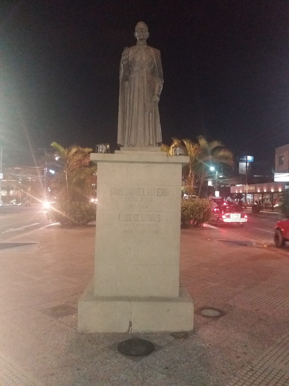 Sir Francis photo 4