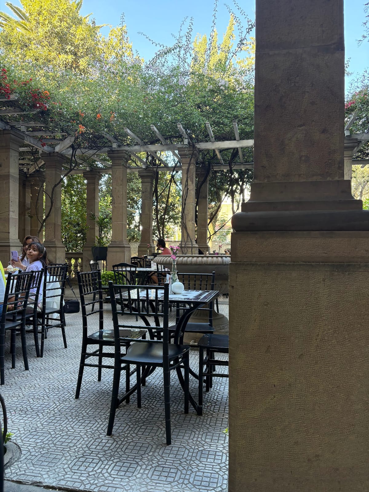Huayllani La Hacienda del Té