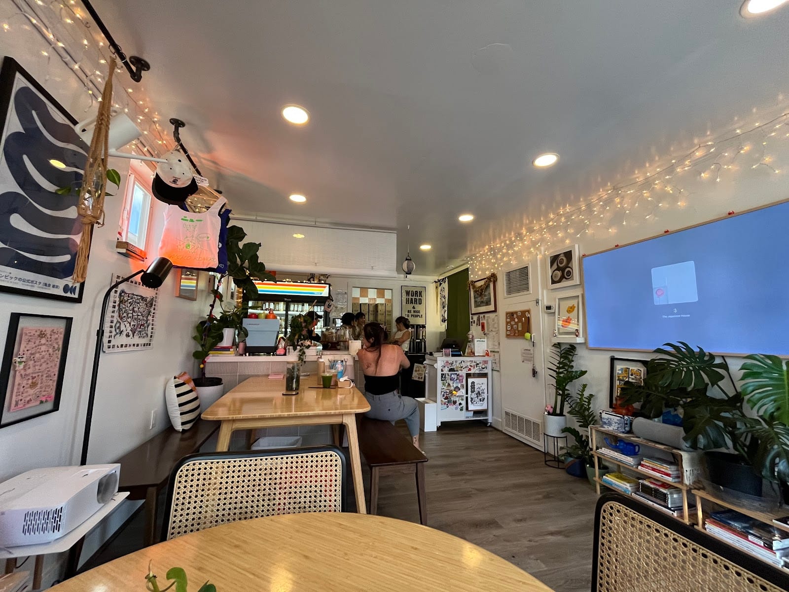 Neko Koneko Cafe