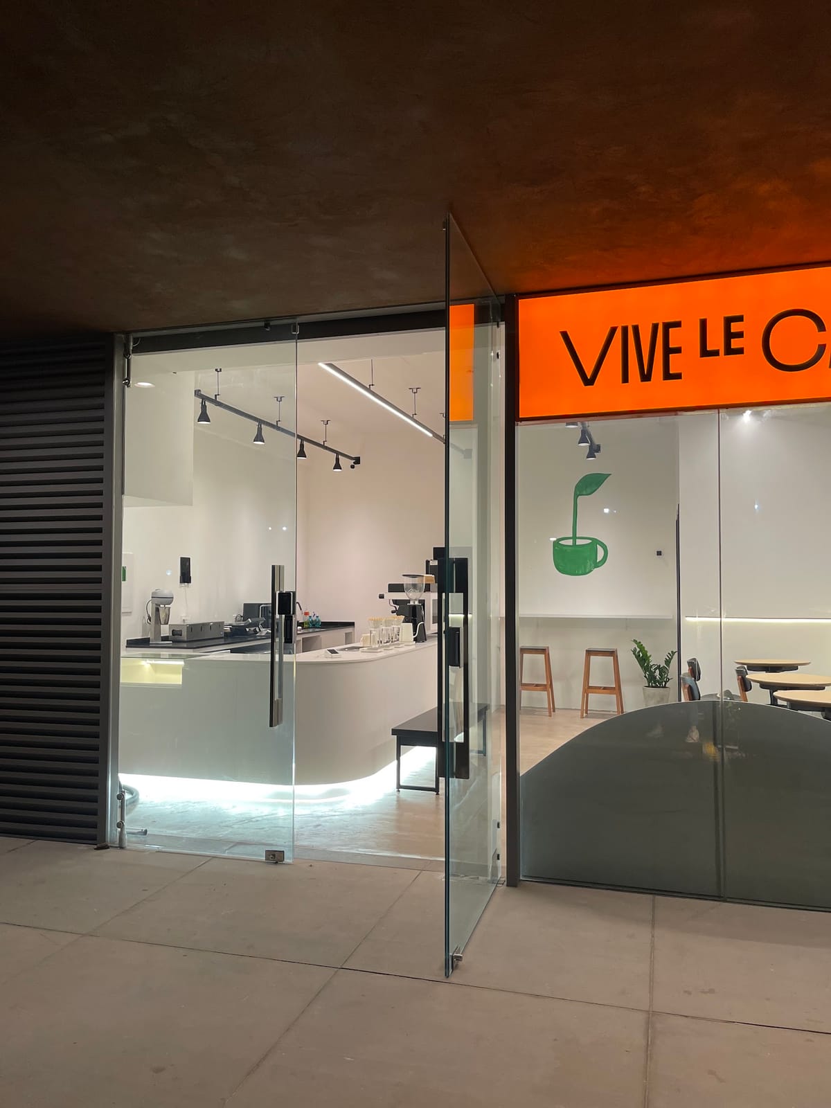 Vive Le Café