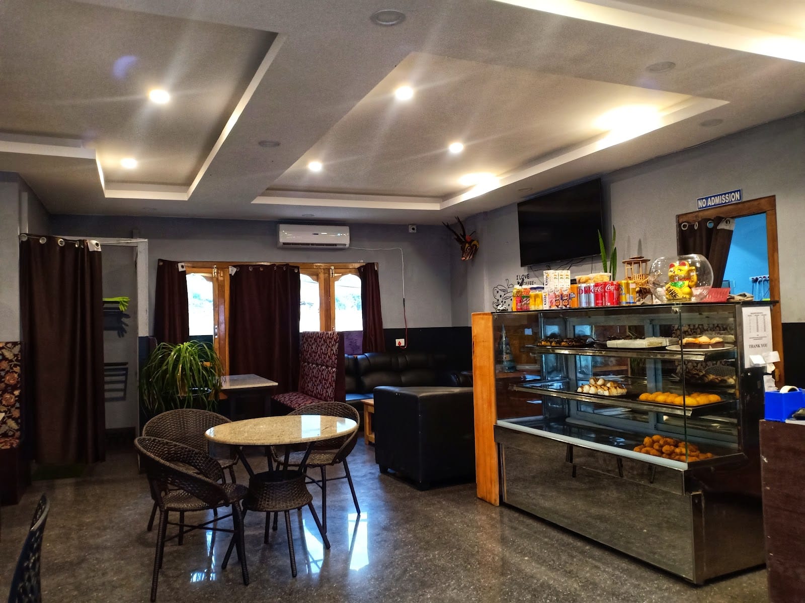 Bubu Cafe