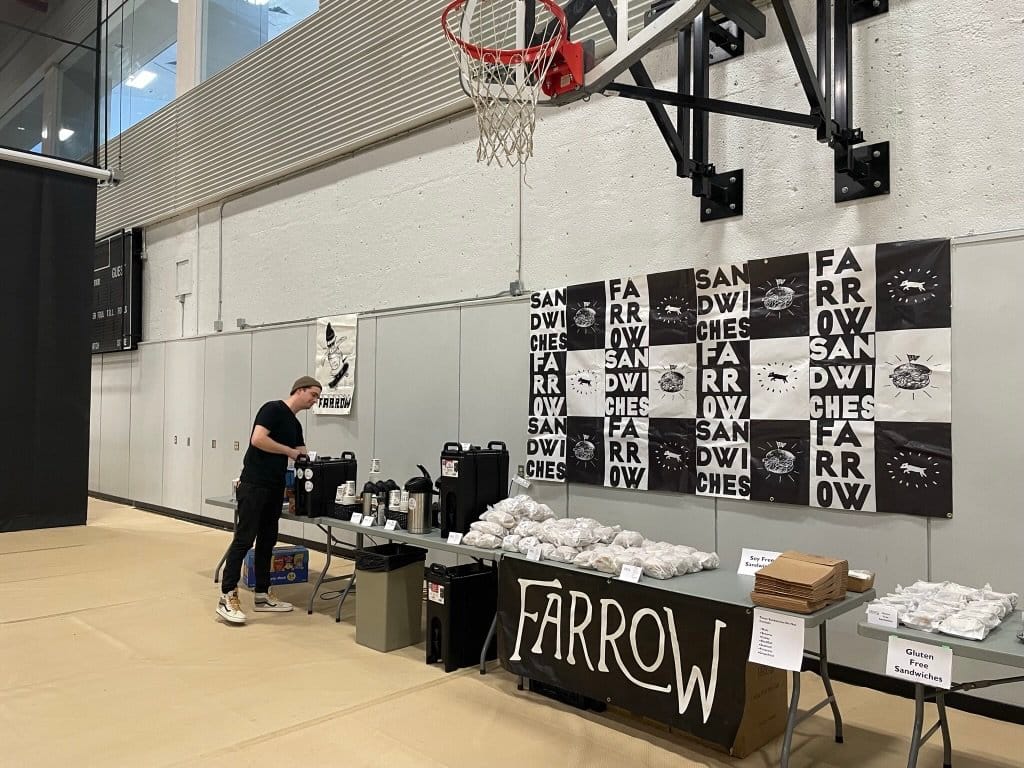 Farrow photo 6