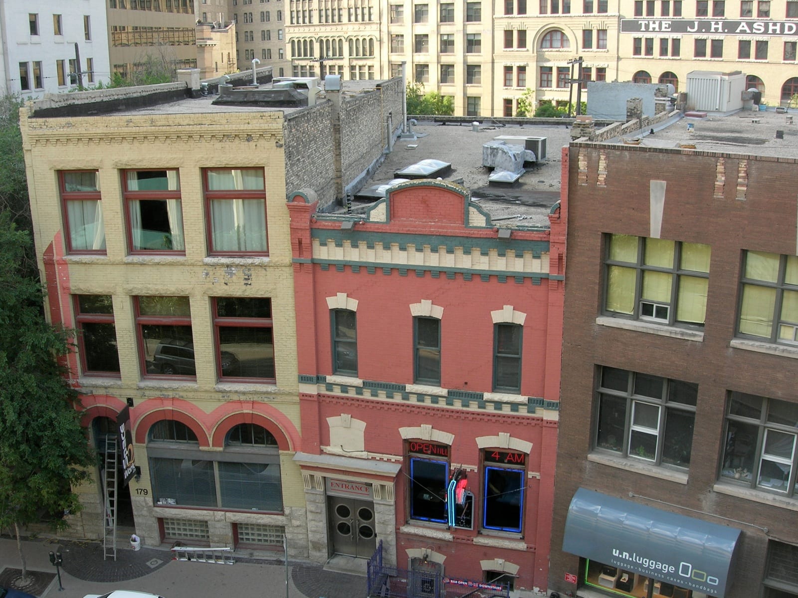Sam's Place photo 5