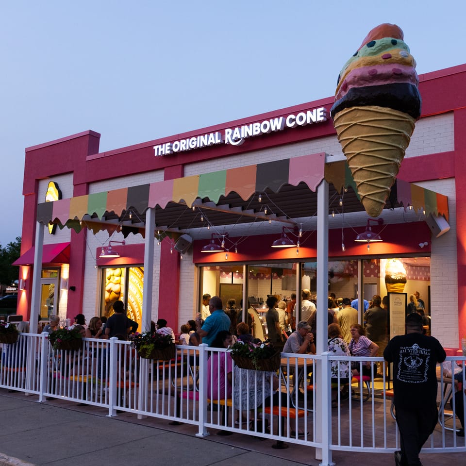 Goji's Frozen Yogurt Cafe photo 5