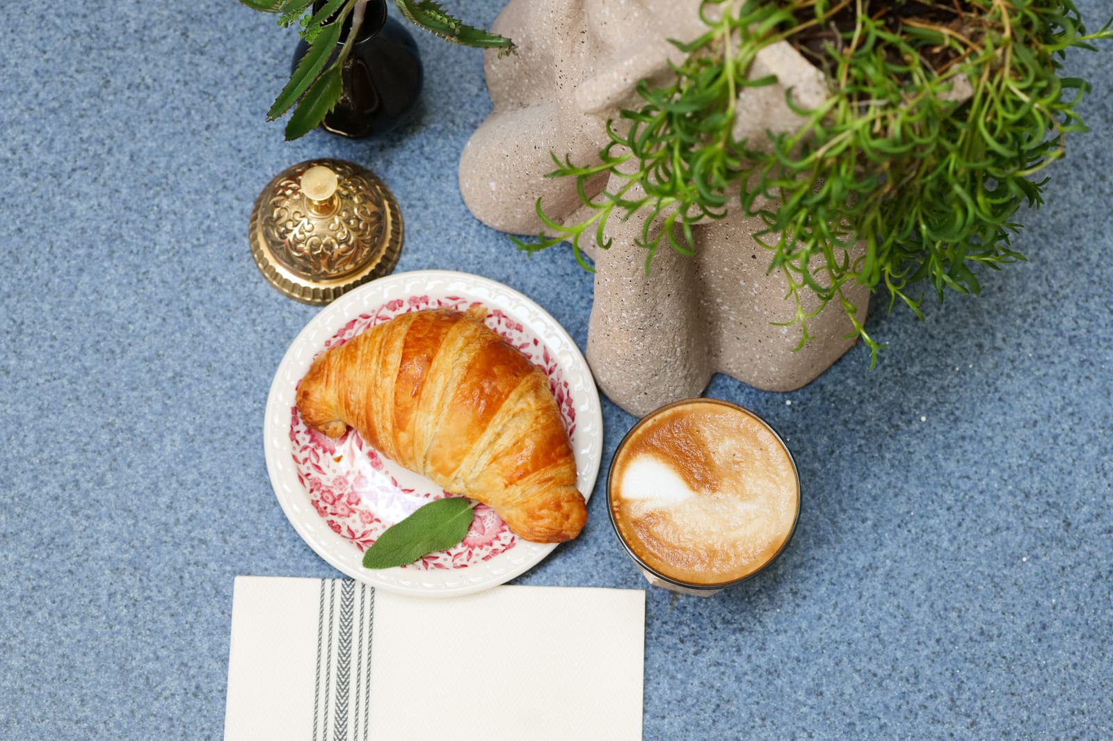Lazy Daisy Diner & Cafe photo 6