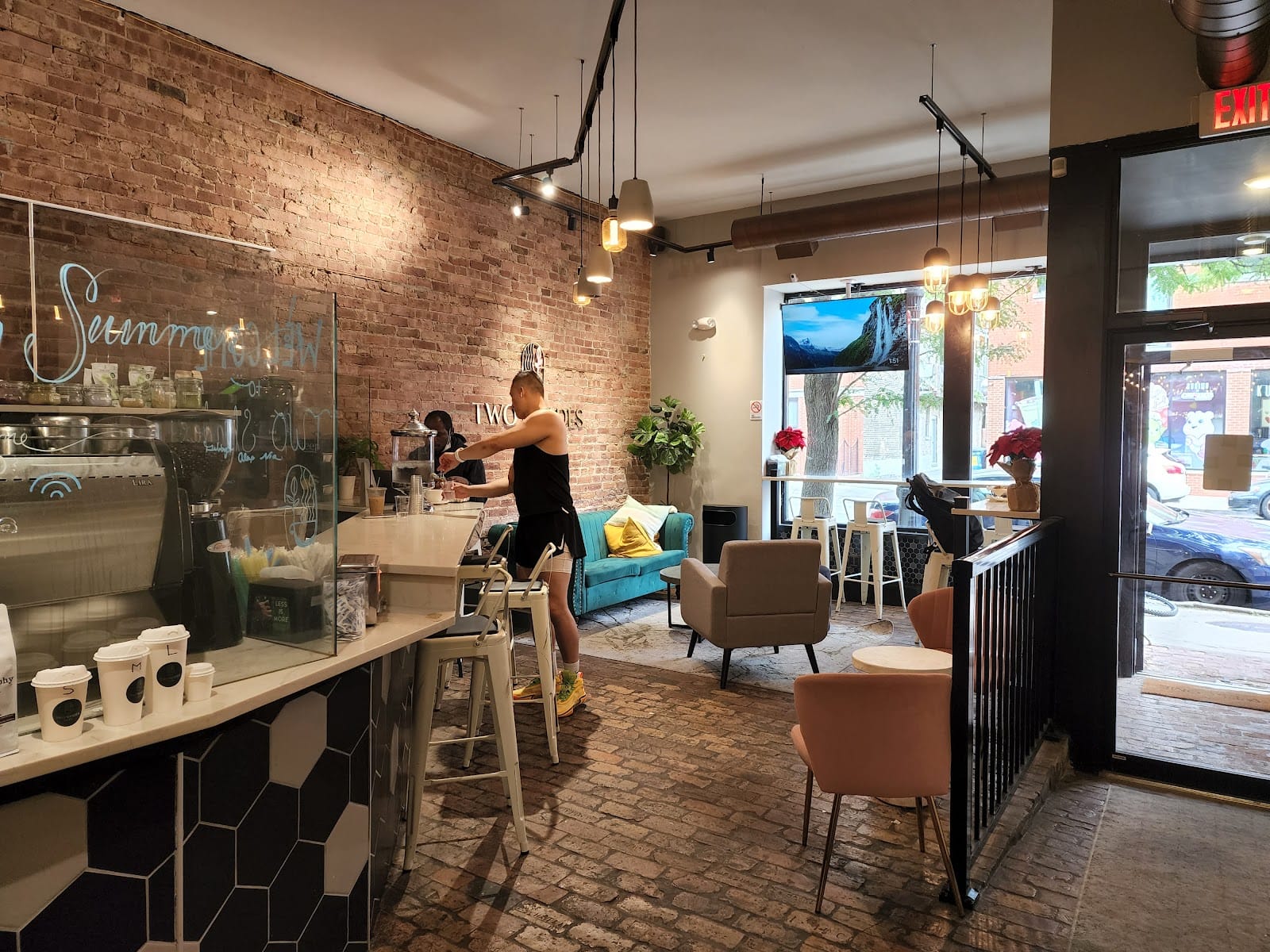 Two Shades Cafe