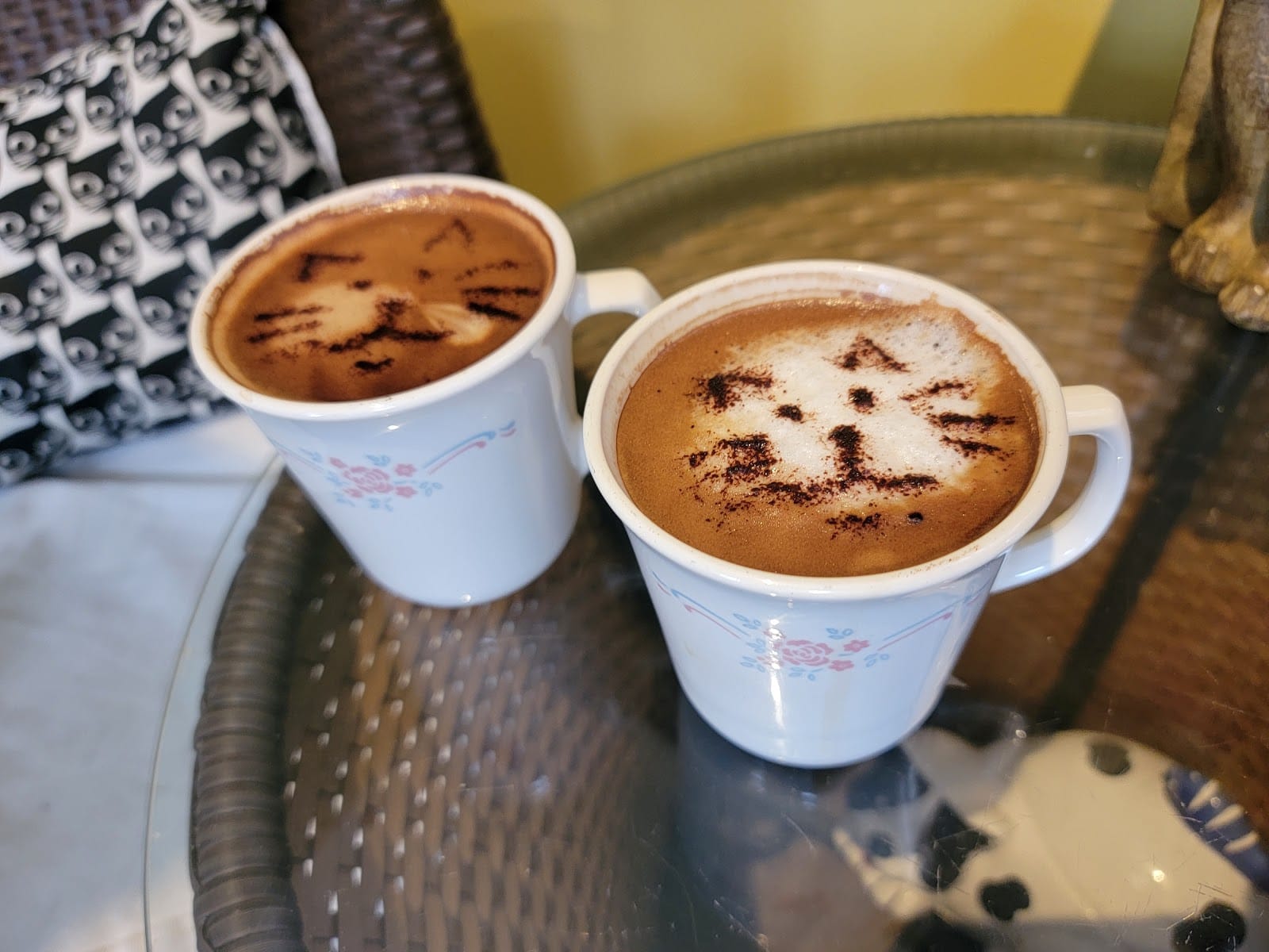 It's The Cat's Meow Cafe