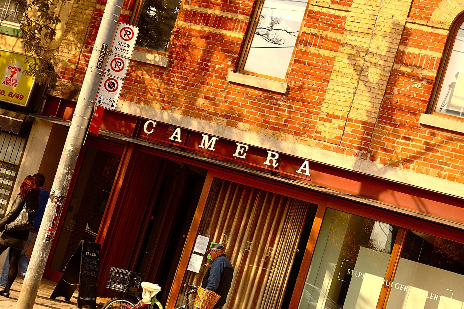 Cafe Neon photo 4