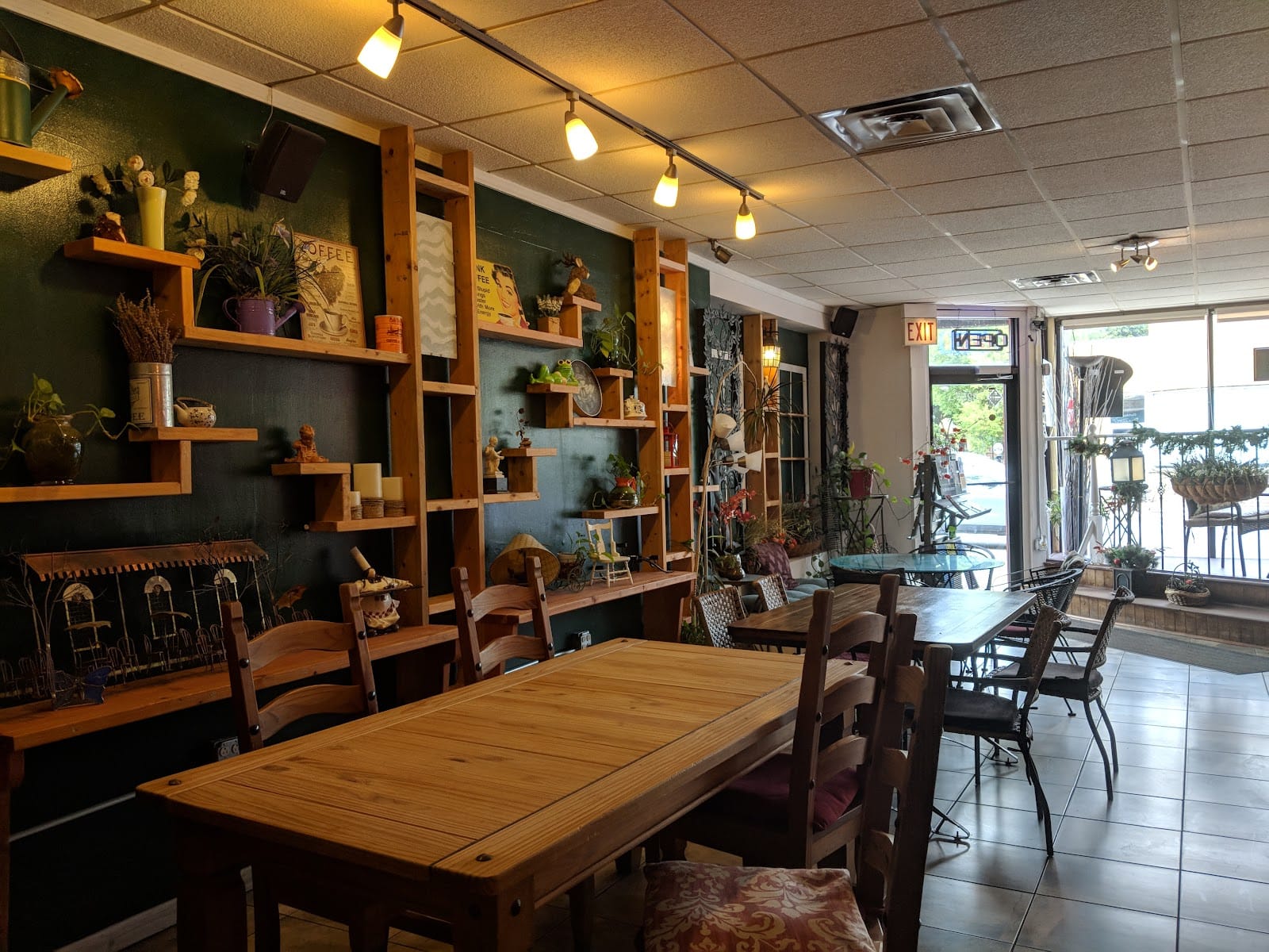 Outdoor Cafe