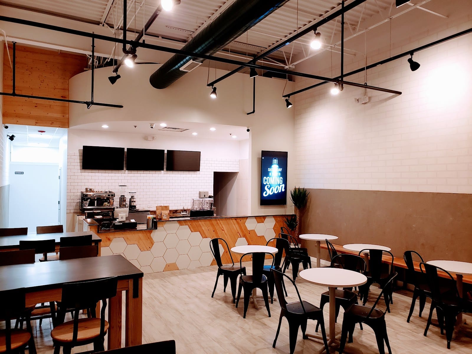 Hangout Cafe