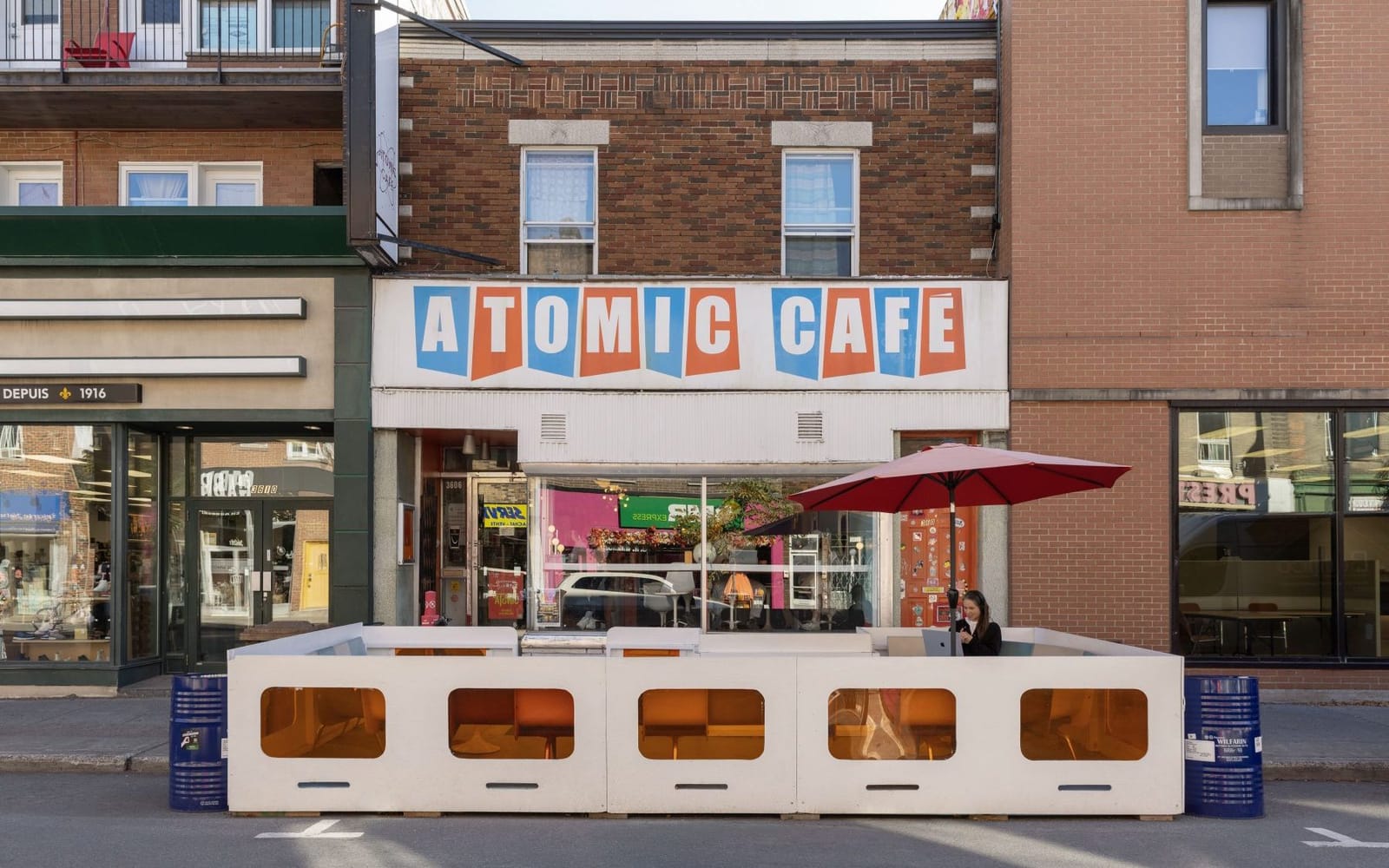 Atomic Café photo 2
