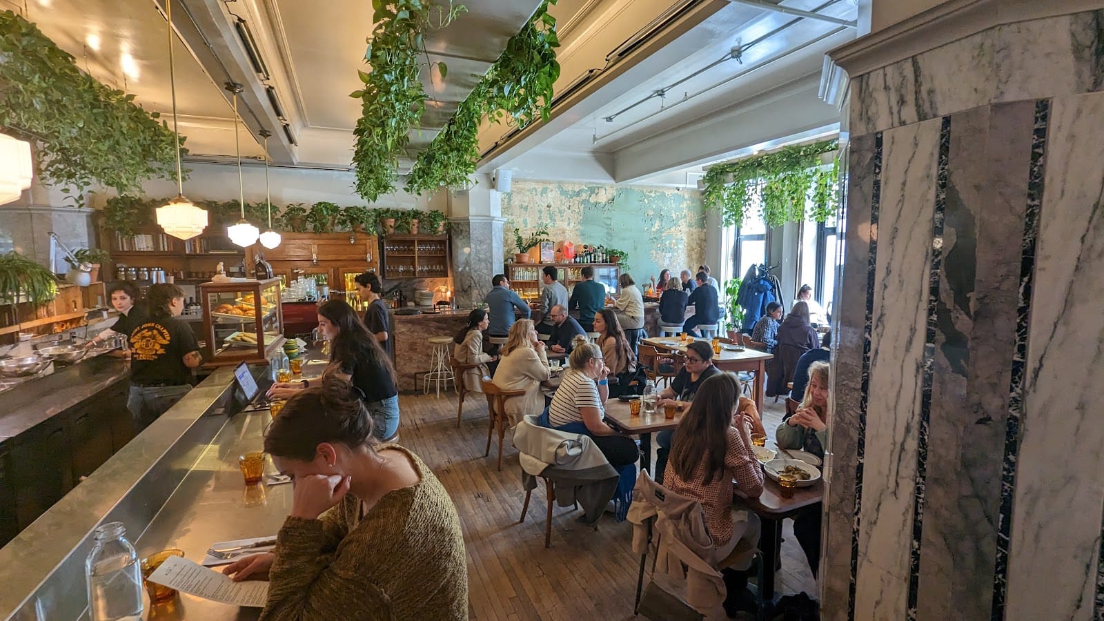 Café Parvis