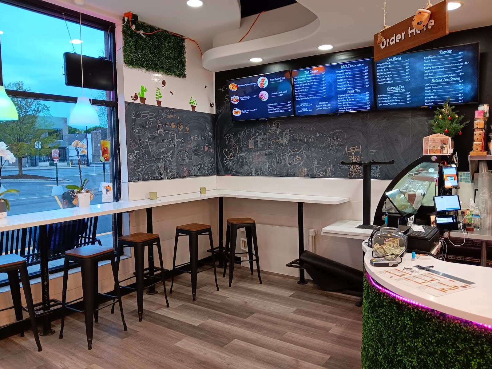 Ten Cafe