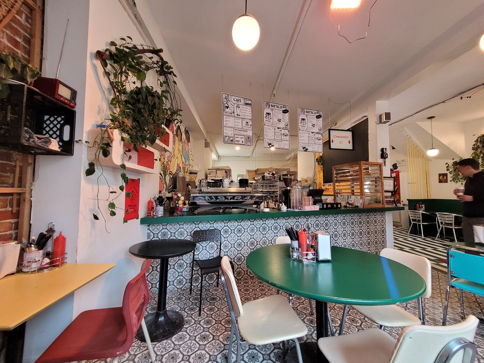 Le Café Big Trouble