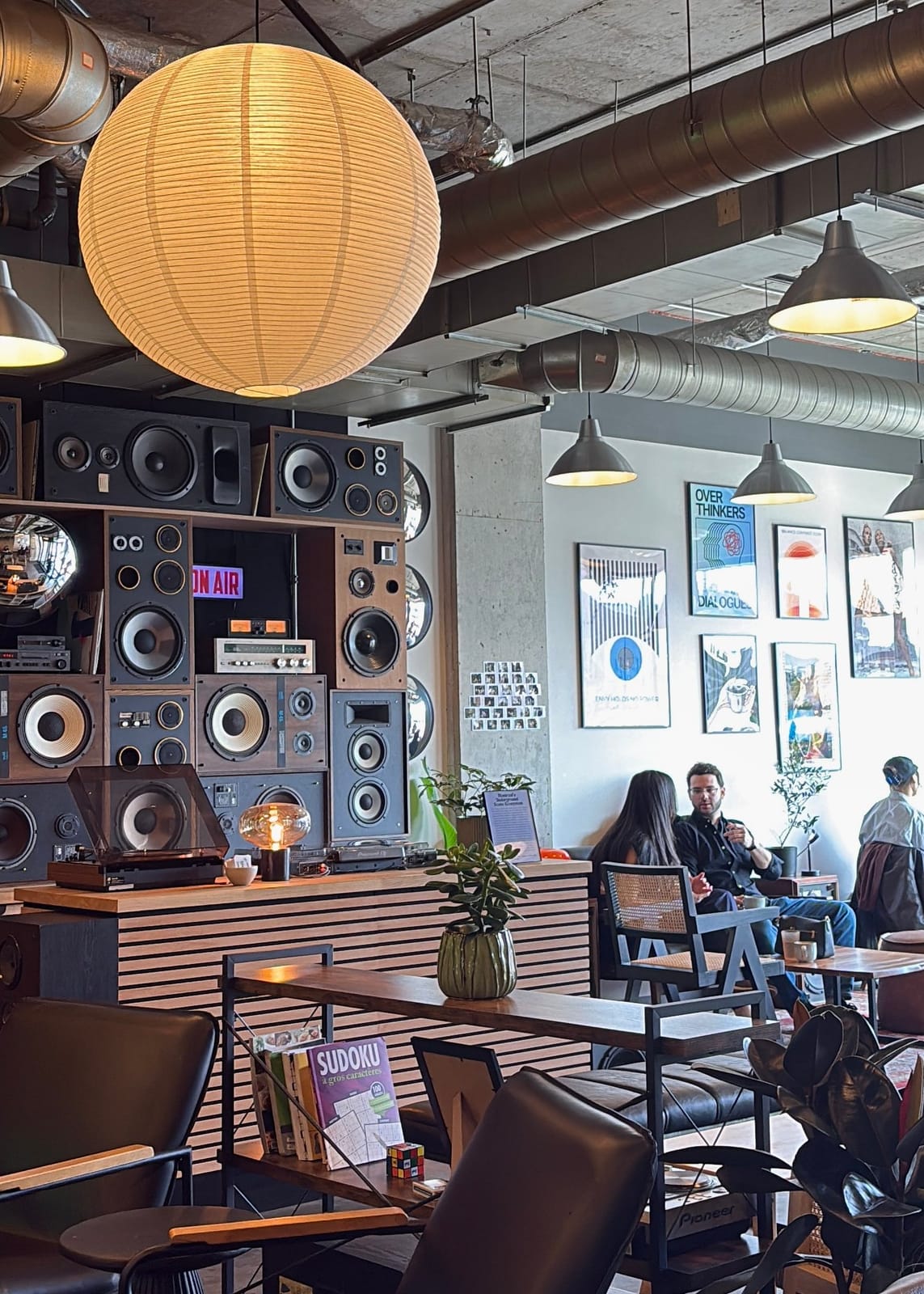 B.Hive Café photo 2