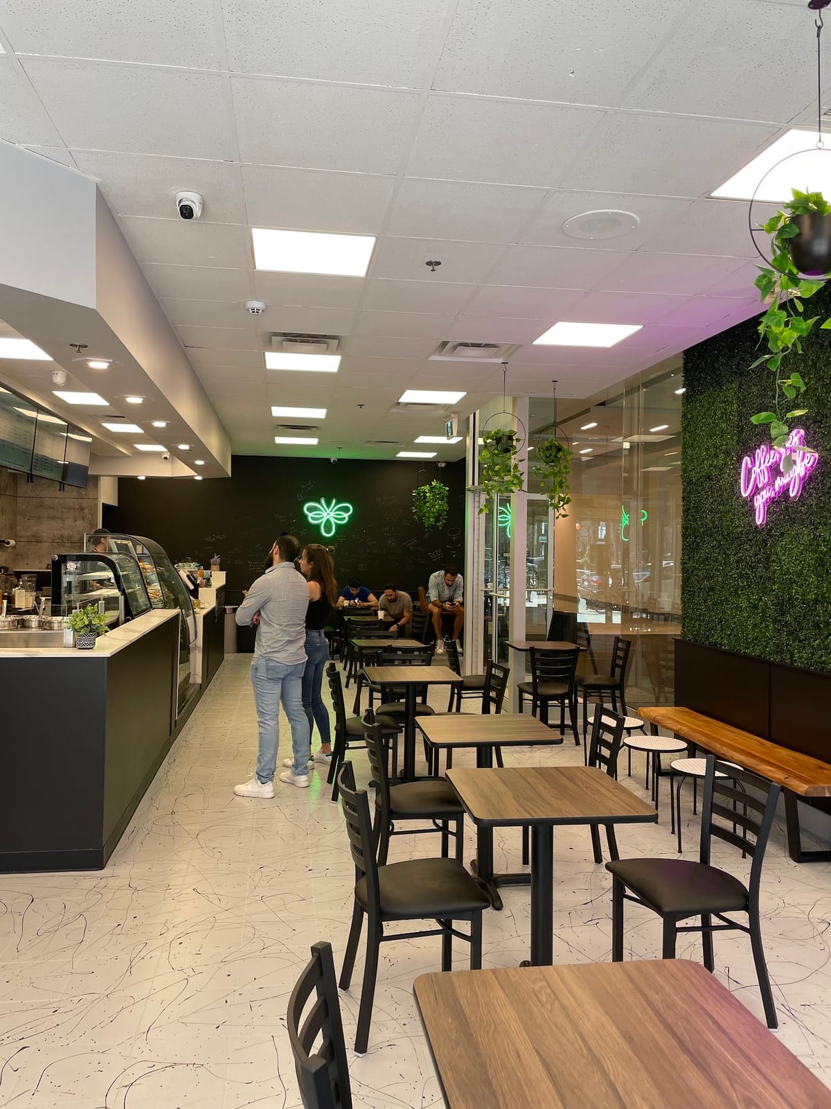 B.Hive Café