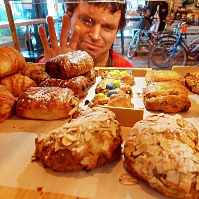 Velo Star Cafe photo 5
