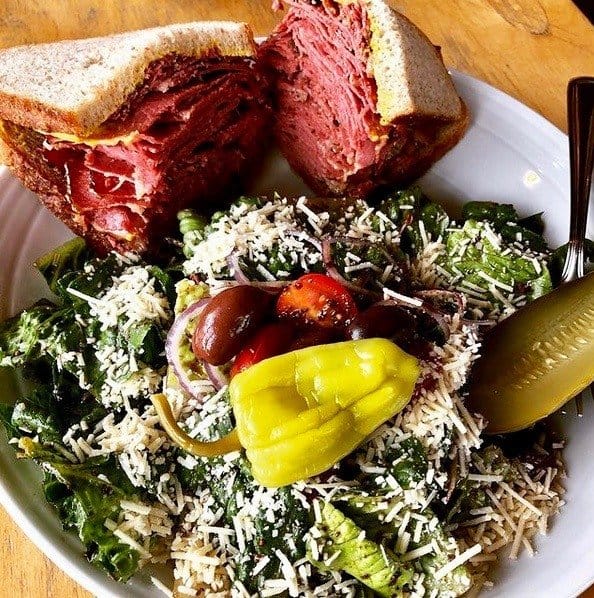Estrella's Montreal Deli & Cafe photo 8