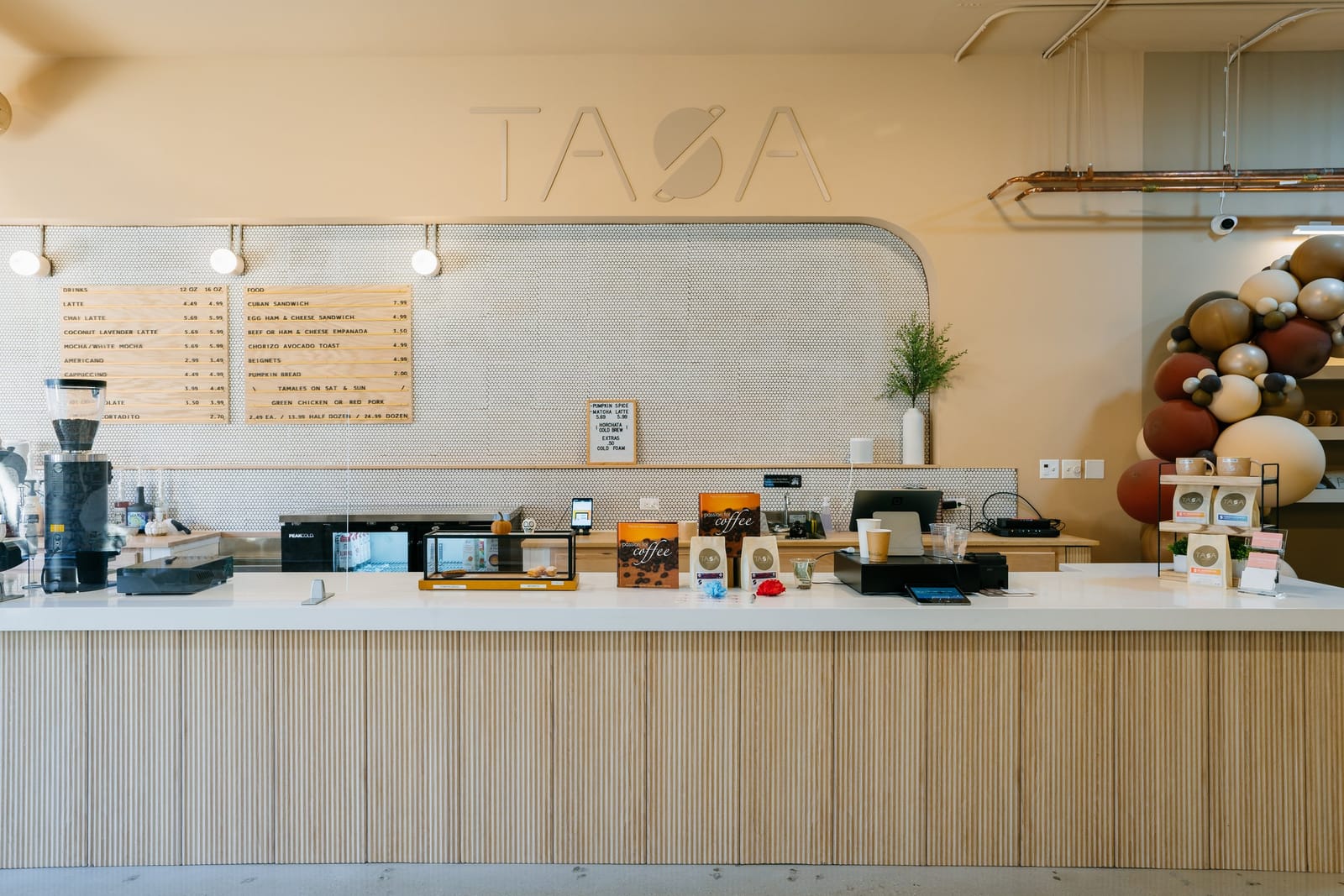 Tasa Coffee Roasters photo 3