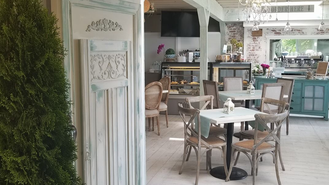 Verandah Cafe by the Beach