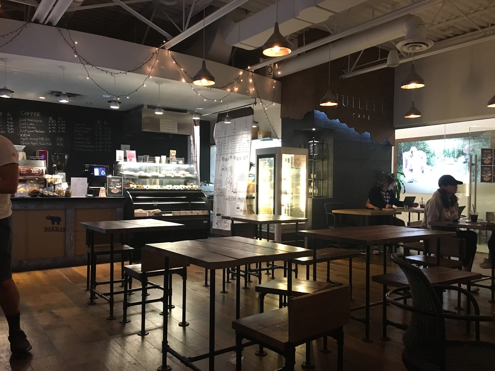 Juillet Cafe