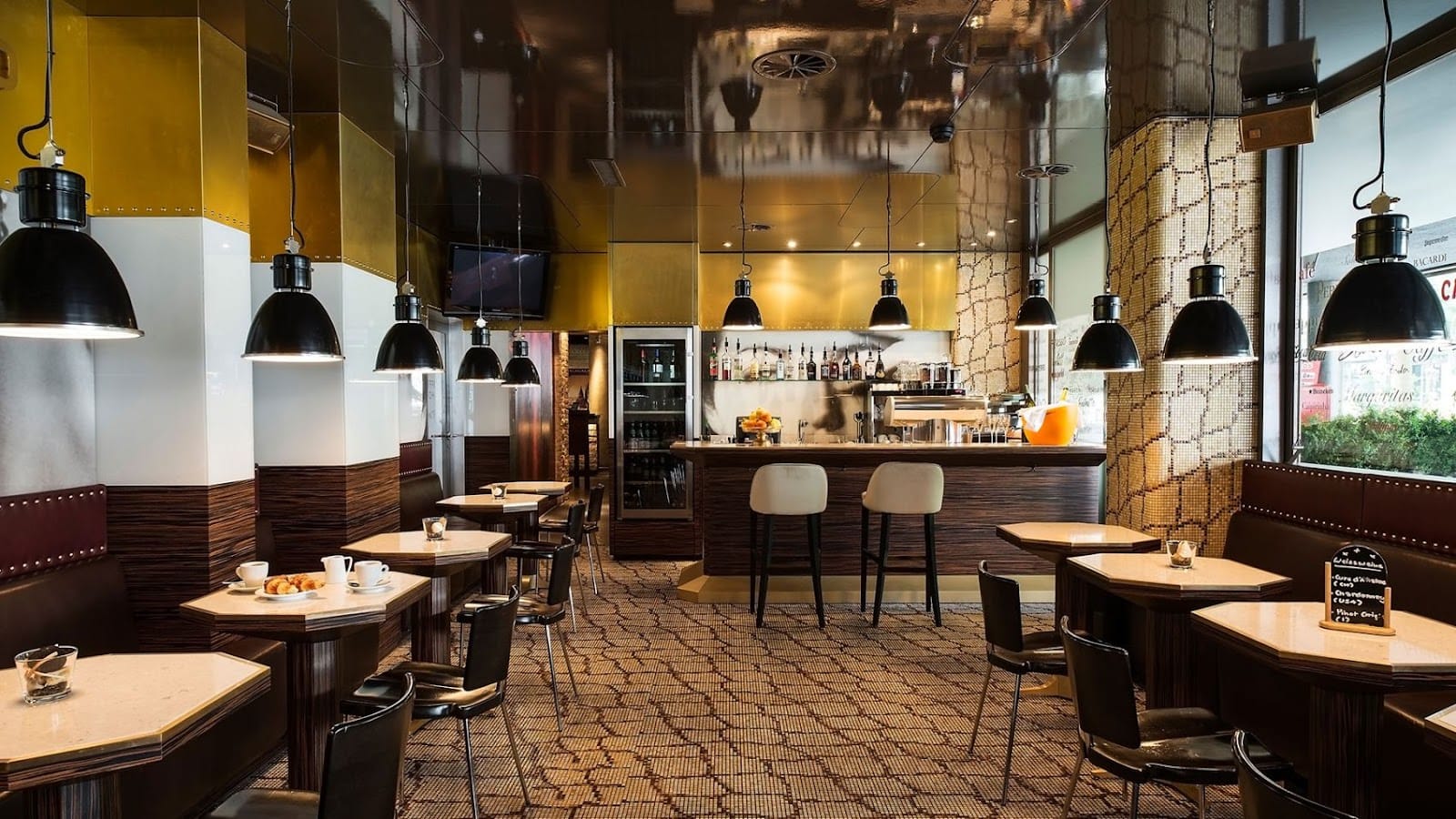 Coffee Shop