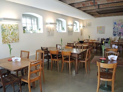 Cafeteria photo 5
