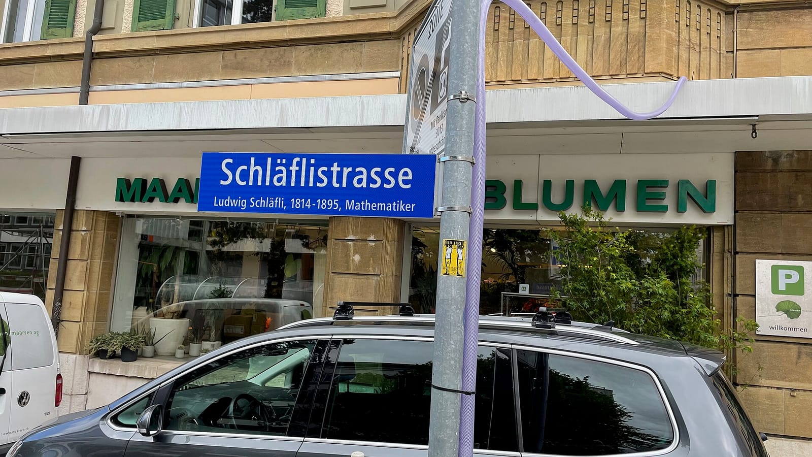 Vis-à-vis