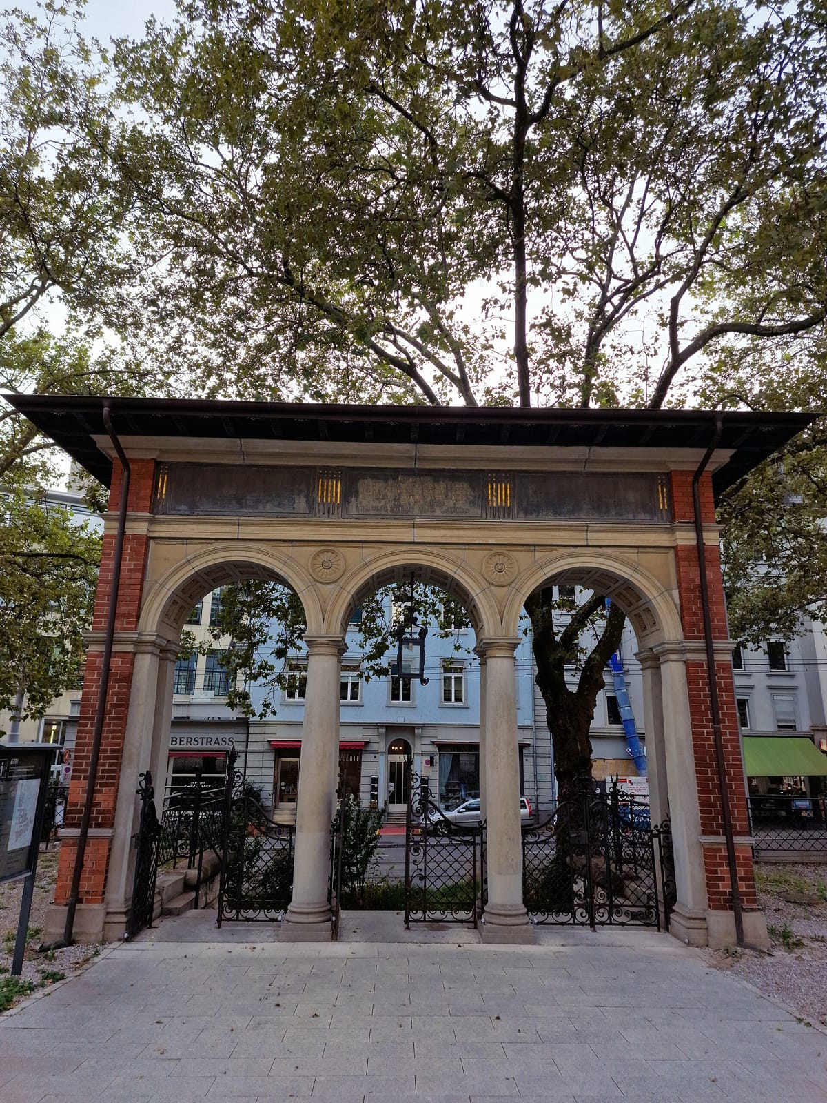 Café Oberstrass photo 2