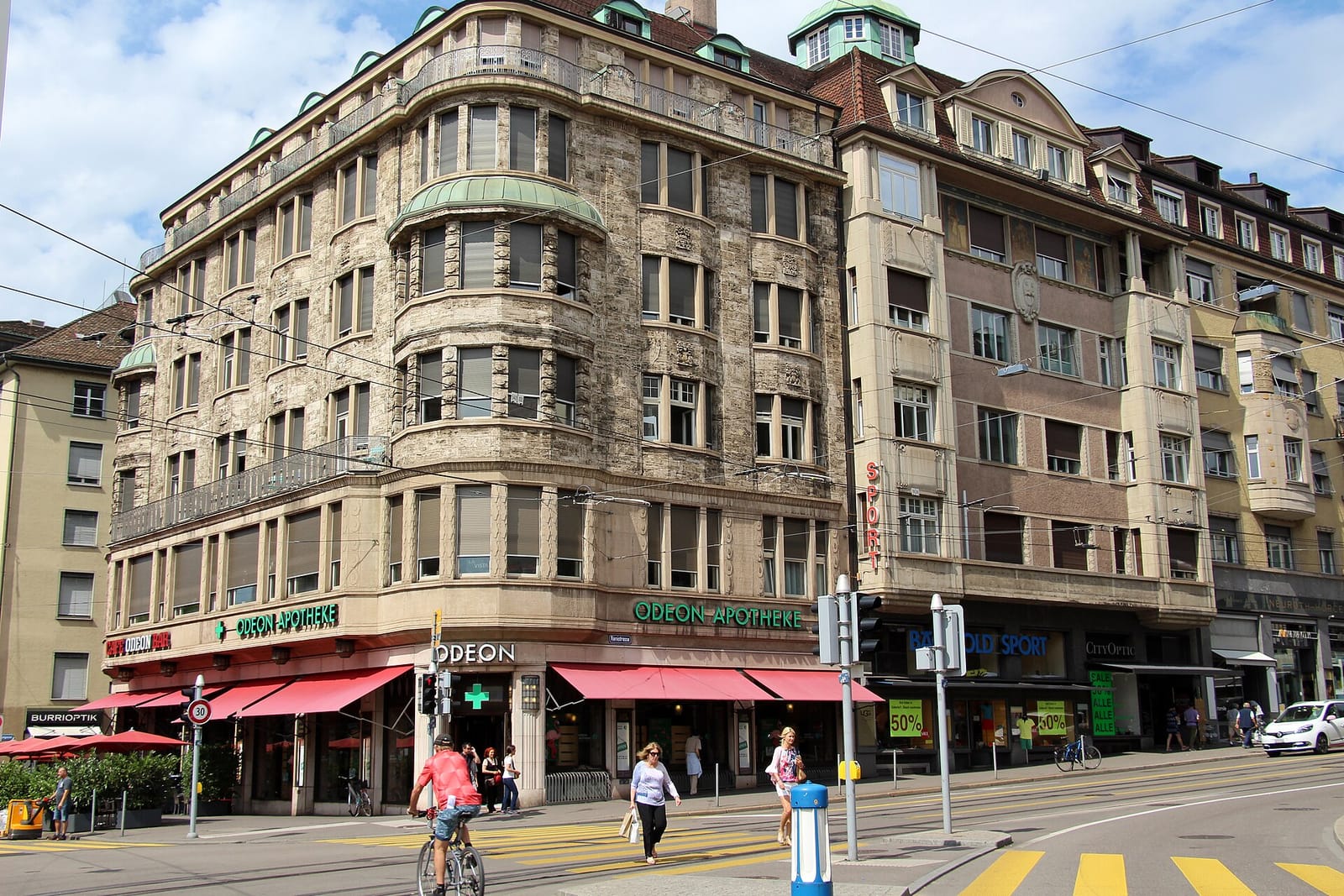 Raffael's Cafe & Bistro photo 3