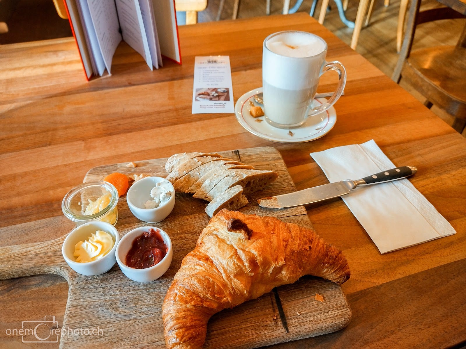Café Kunterbunt