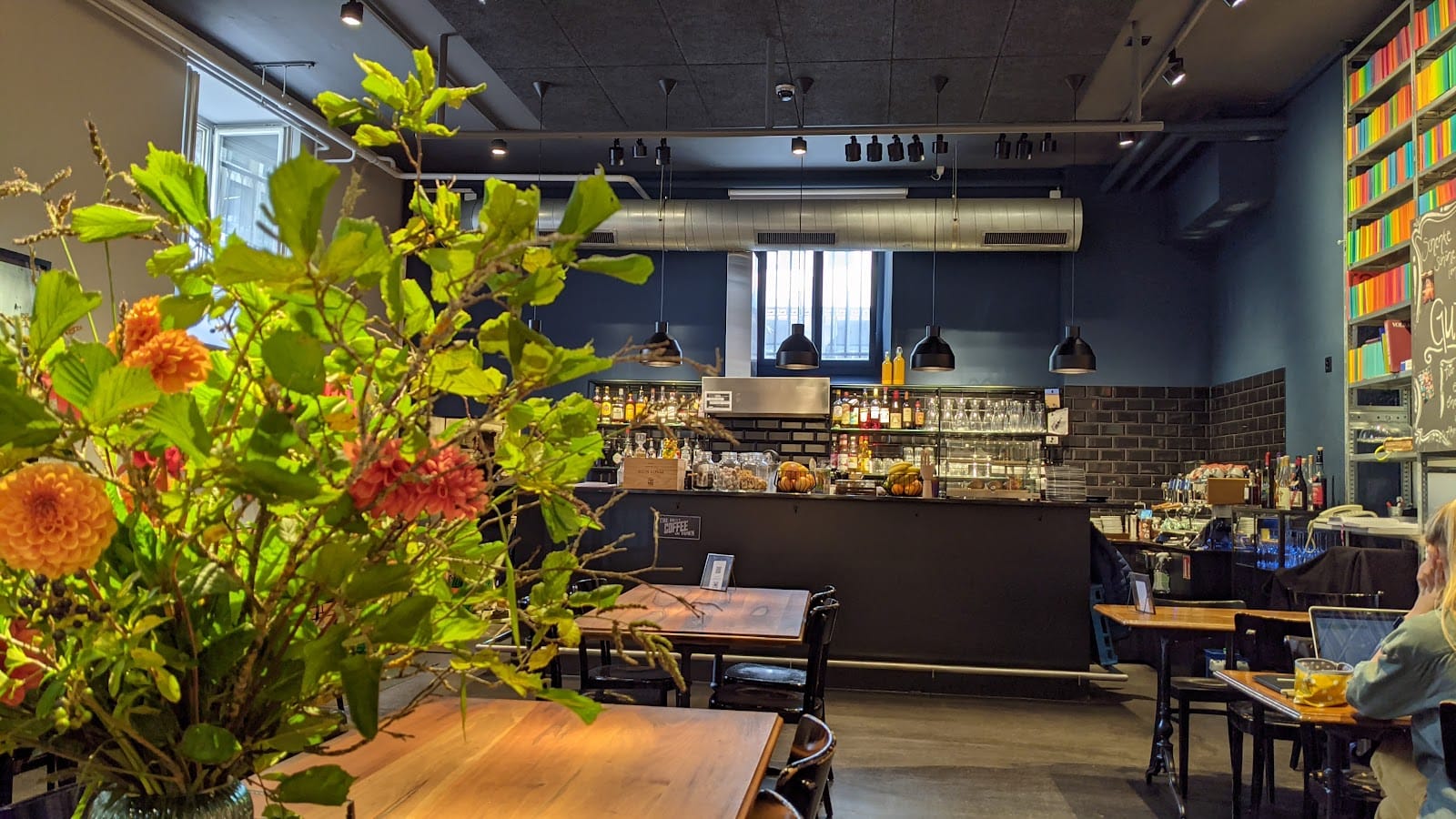 COALMINE Café