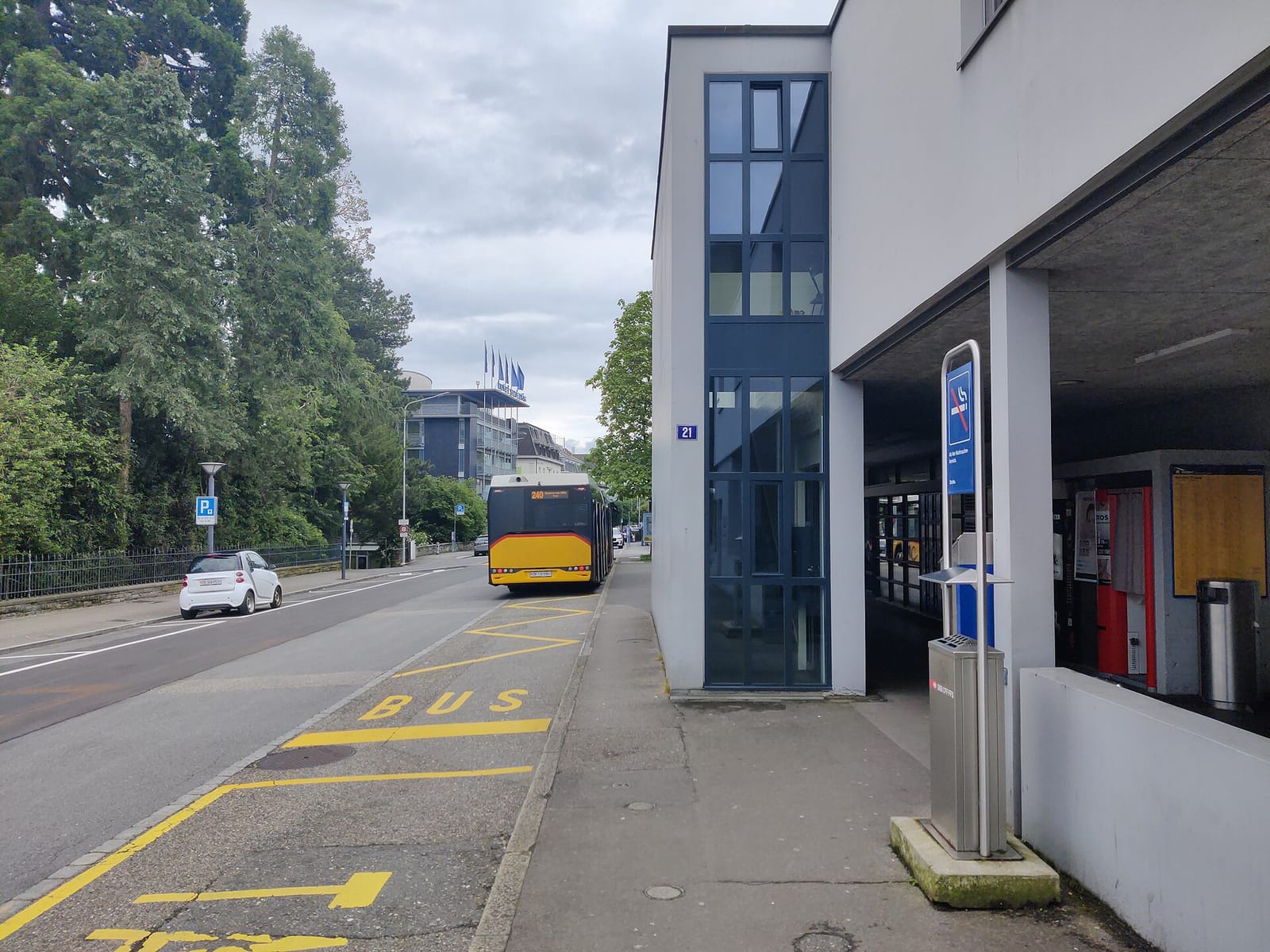 Thalvie photo 3
