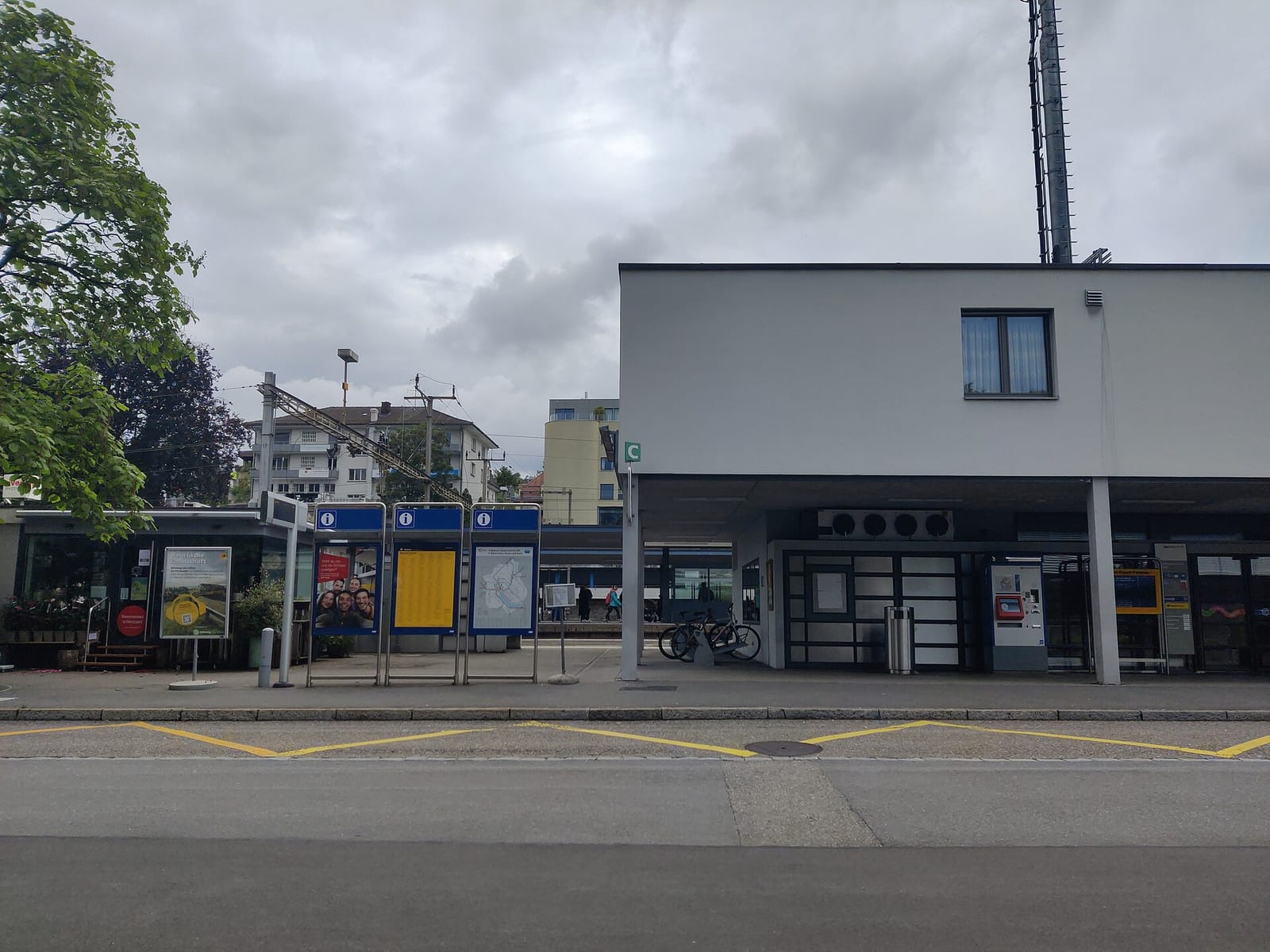 Thalvie photo 5