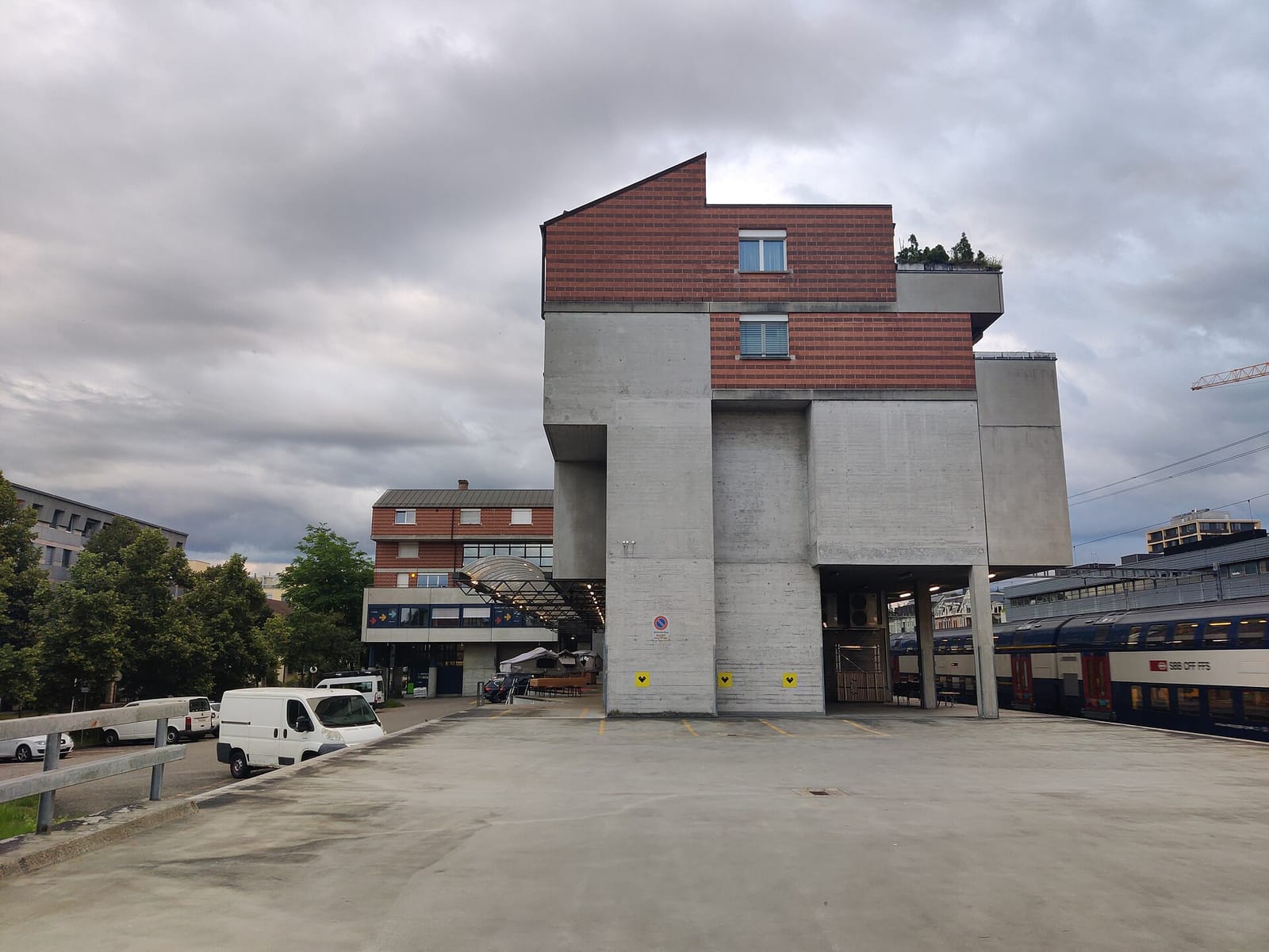 Mot Mot photo 3