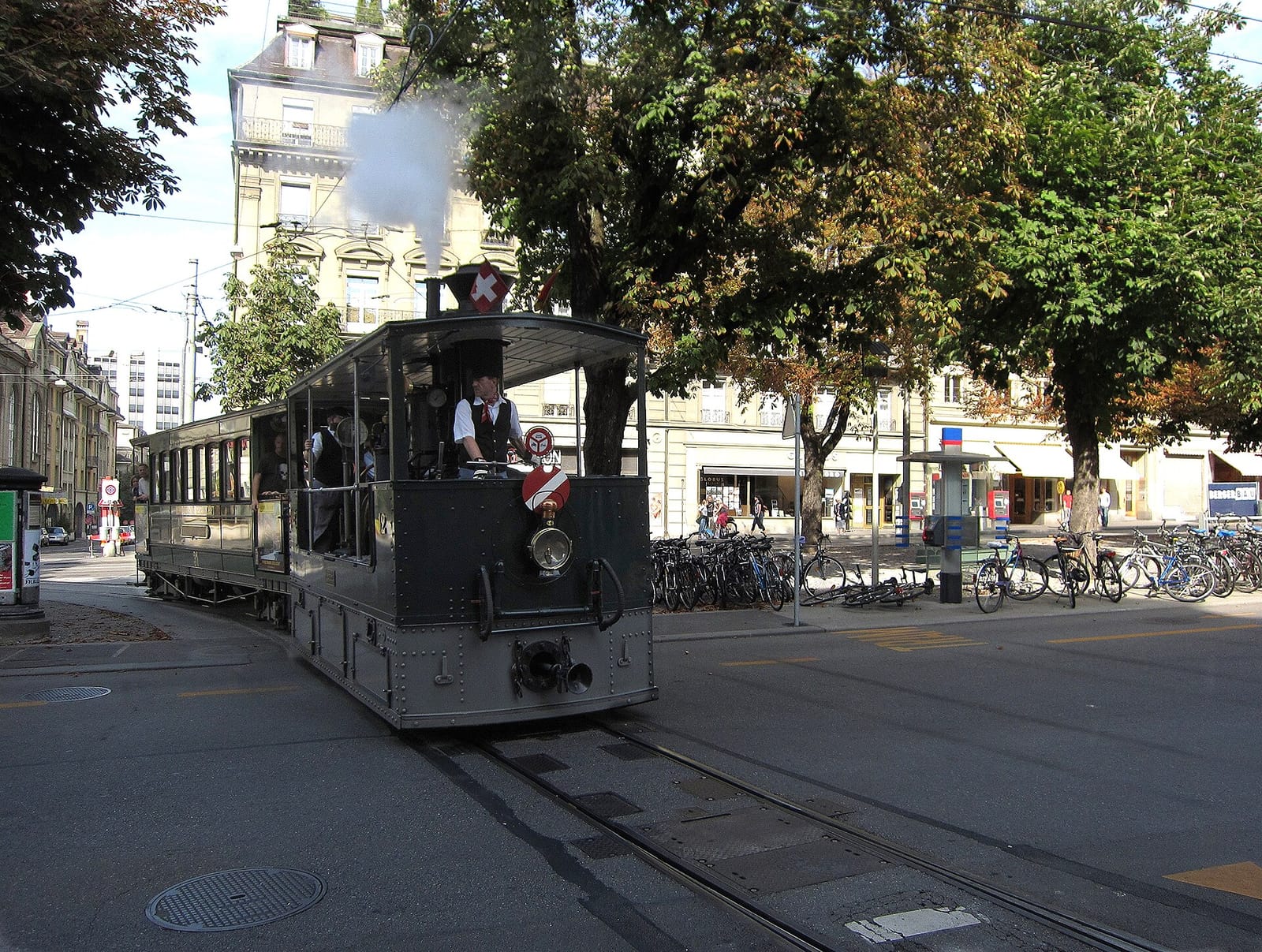 Adrianos photo 3