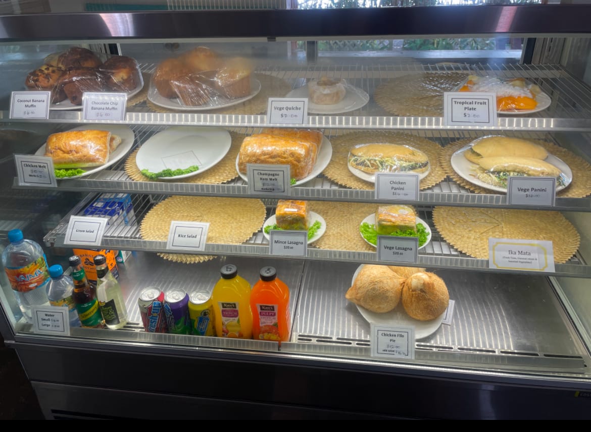 Tuakata Cafe